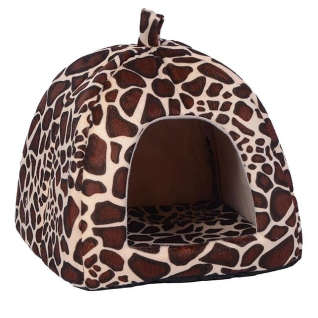 Soft Strawberry Pet Dog House